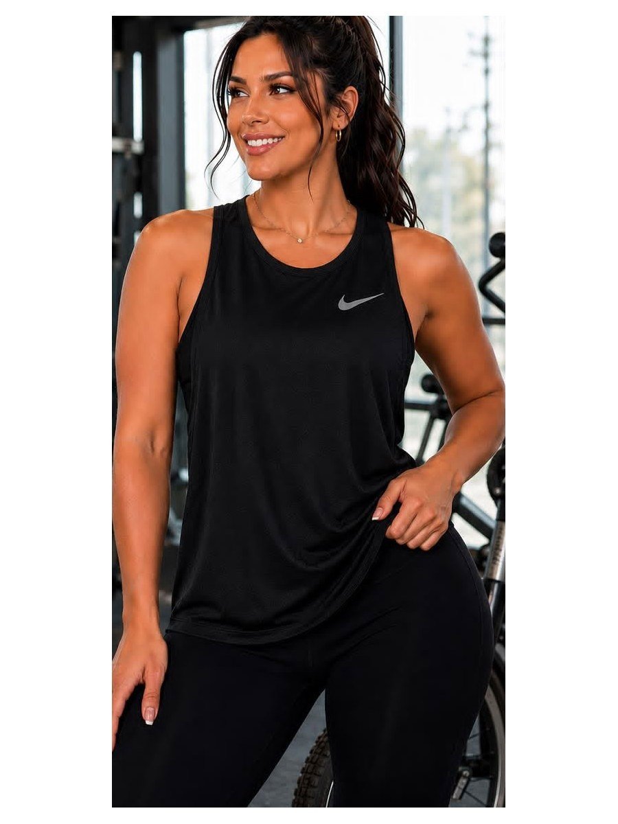 Top Deportivo Nike – Negro